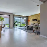 Villa Superb Design
