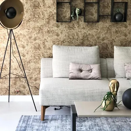 Superb Design * 梅杜林