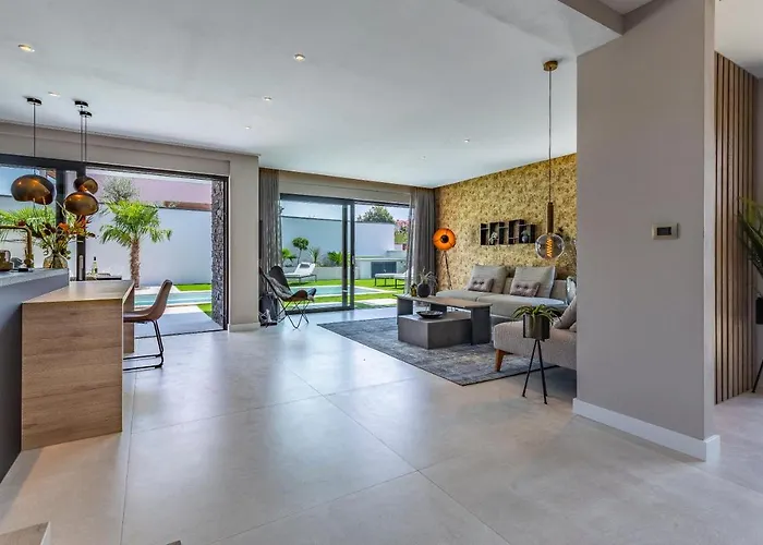 Vila Superb Design